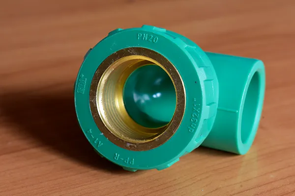 Codo Roscado 32mm